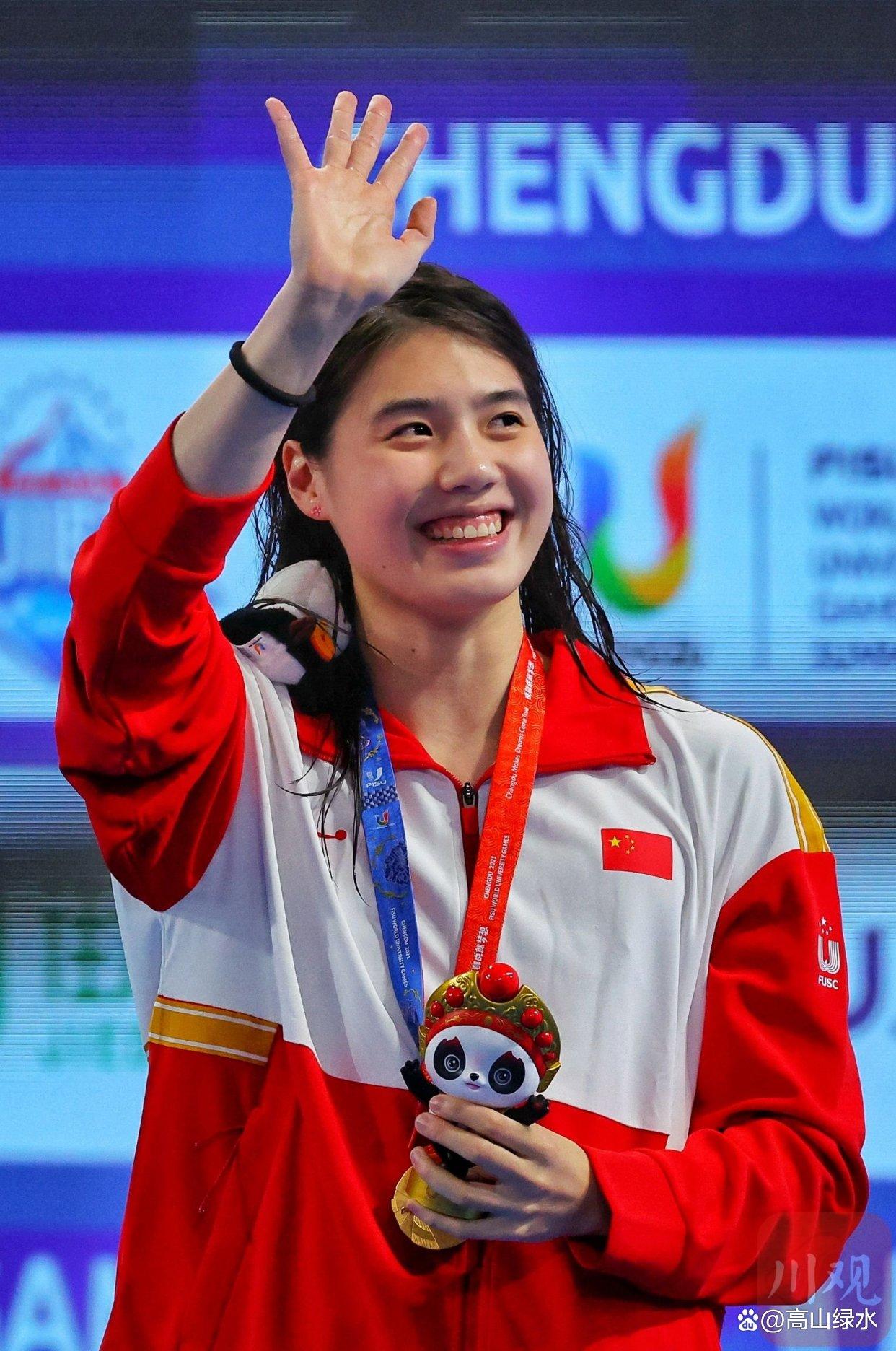 游泳战队状态火热，誓夺总冠军