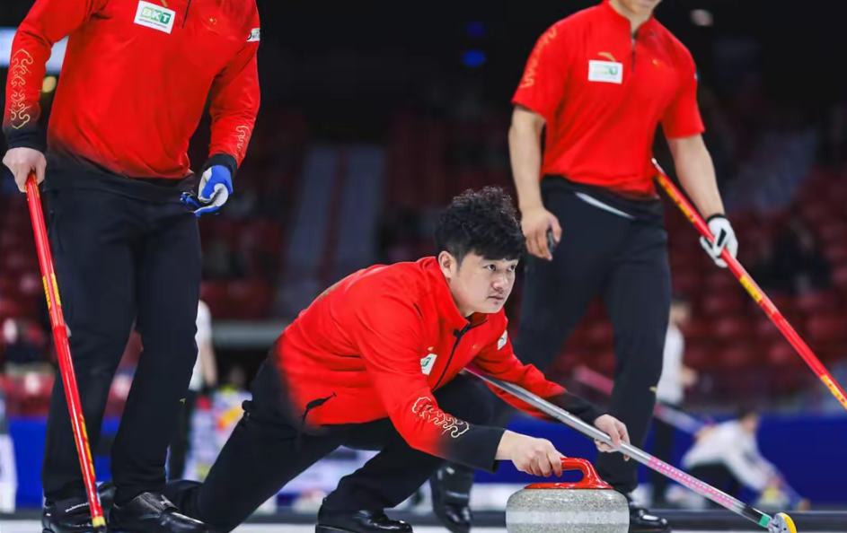 冰球选手爆冷获胜，专家预测失准