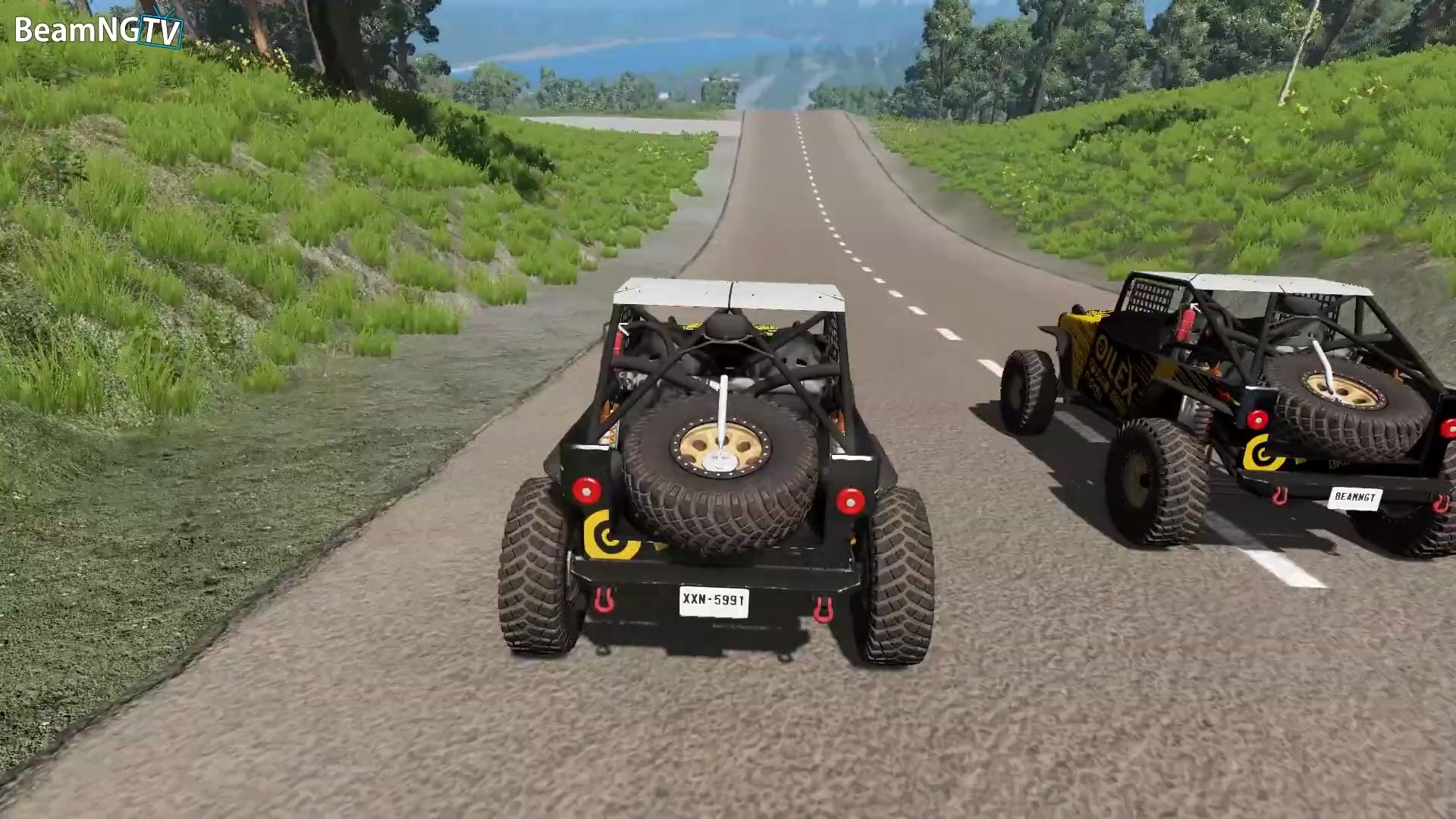 史诗对决！赛车上演极限翻盘的简单介绍