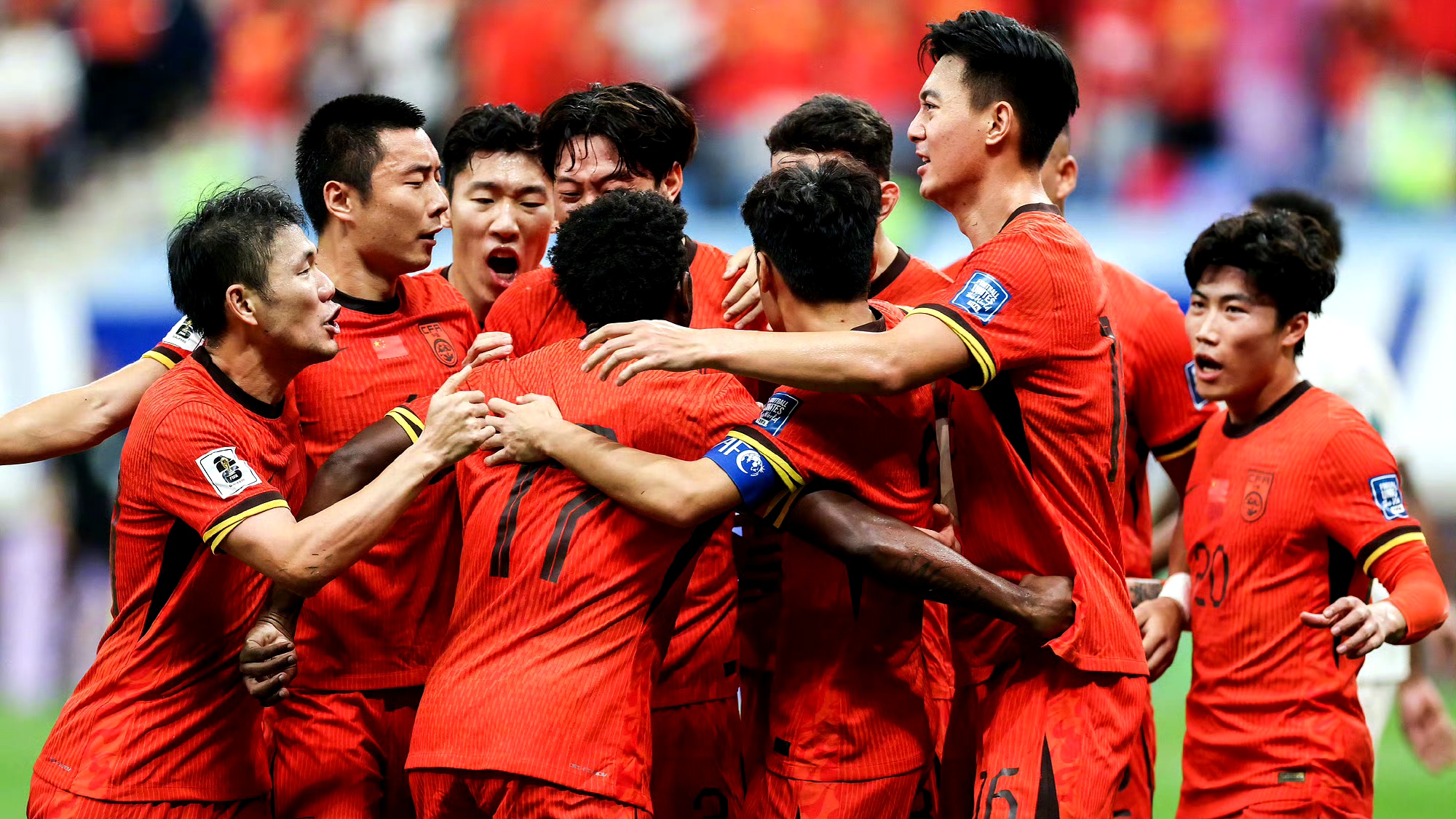 关于场面火爆!亚洲杯观众席沸腾不已的信息 关于场面火爆!亚洲杯观众席沸腾不已的信息