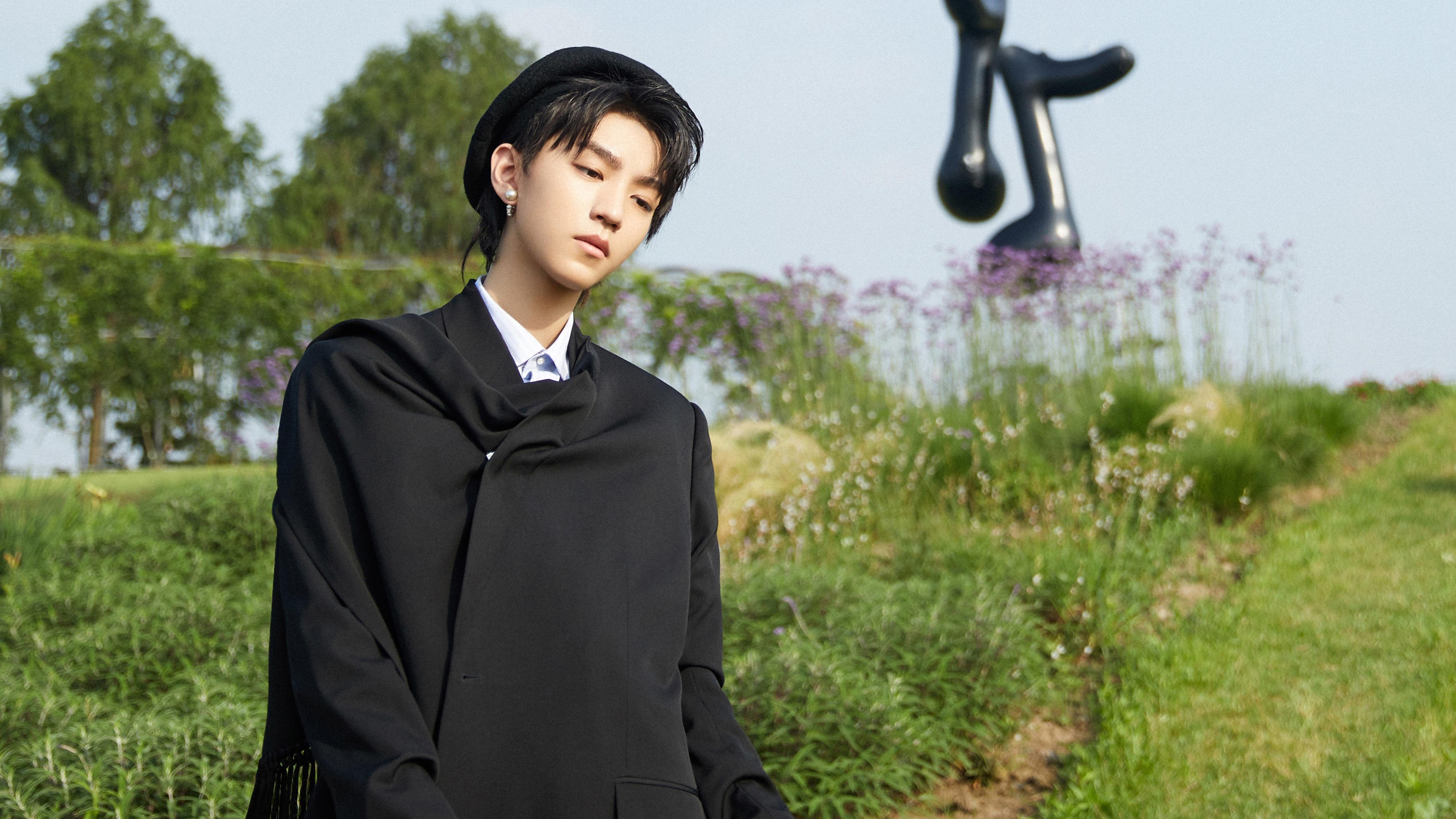 开云体育官网-巅峰之战，字母哥血拼亚历山大，雄鹿加时险胜雷霆诠释何为世纪矛与盾