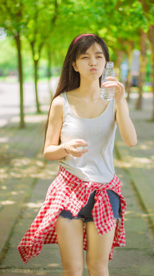 这是一篇为您定制的文章,旨在体现唯一性—不仅是比赛结果的唯一,更是历史、地理、情感与个人英雄主义交织瞬间的不可复制